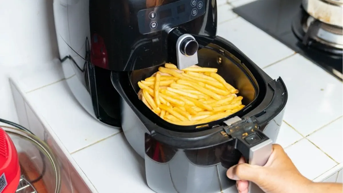 Frozen French Fries in Air Fryer