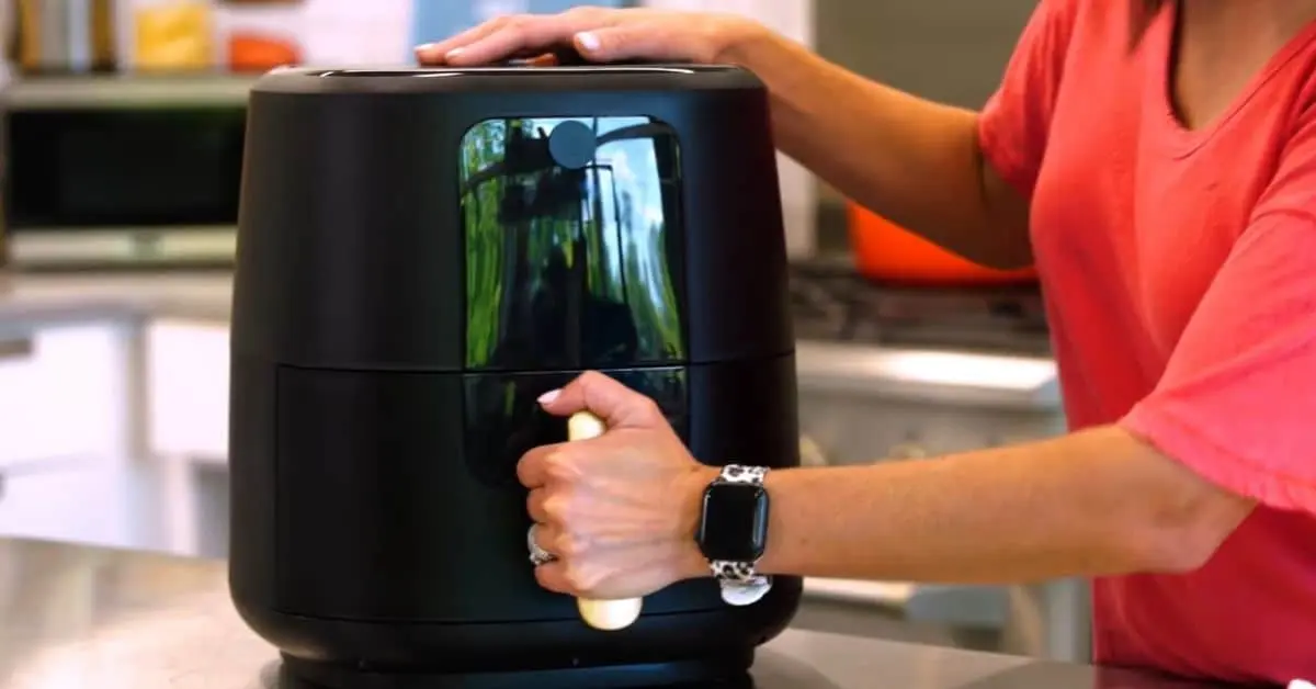 How to Clean an Air Fryer